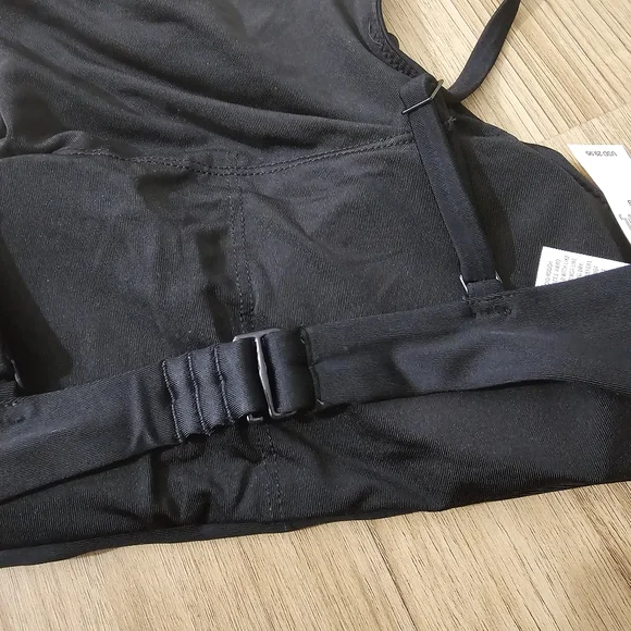 Aerie High Neck Crop Bikini‎ Top Black Women's XS Adjustable Removeable P… - Picture 5 of 7